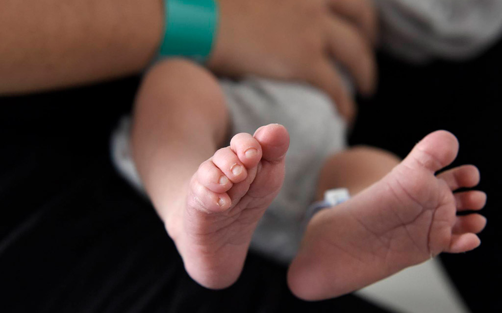 Un bébé est né après une greffe d’utérus, une première en France